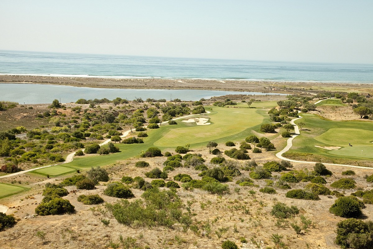 Marina Club Lagos and Palmares