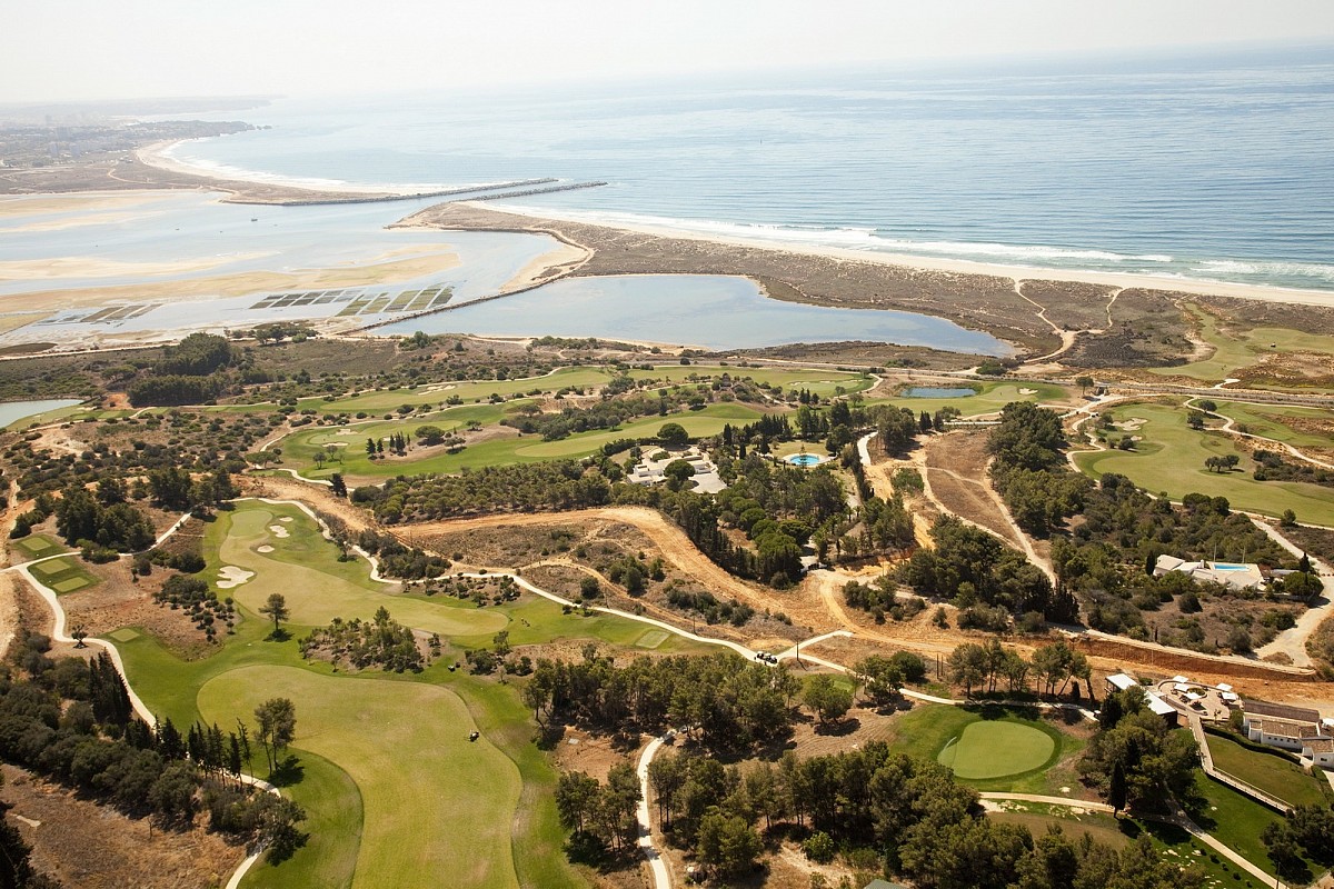 Marina Club Lagos and Palmares