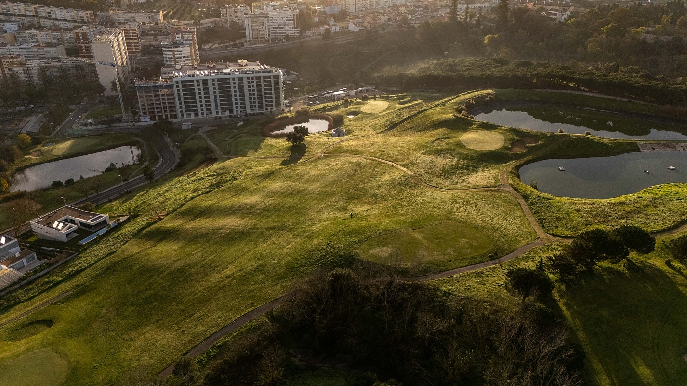 The One Hills Lisbon City Golf