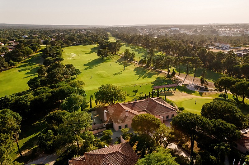 Quinta do Peru Golf Course